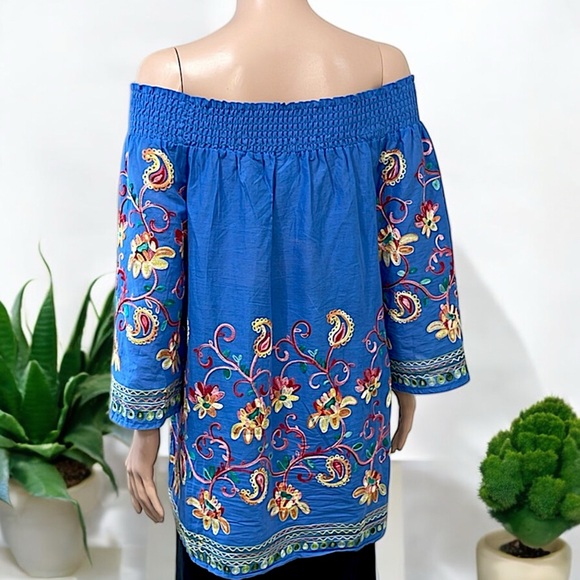 OSO Casuals Woven Chambray Crochet Detailed Convertible 3/4 Sleeve Top - Picture 15 of 16